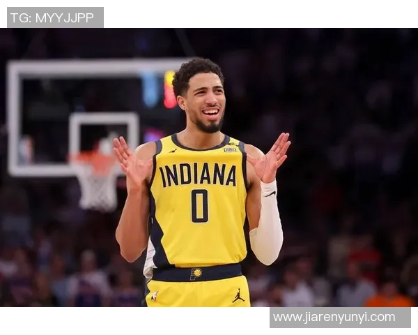 哈里伯顿精准助攻西亚卡姆强势反击展现绝佳扣篮技巧