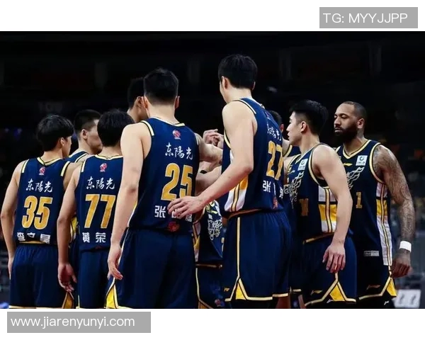 媒体人：前江苏男篮外援德文-威廉姆斯有望加盟福建男篮