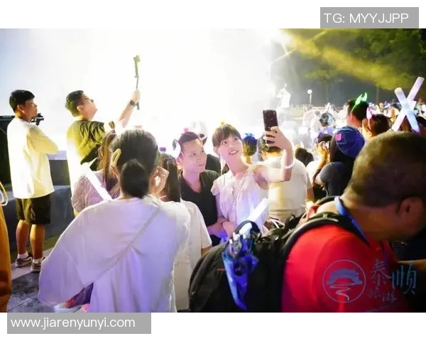 无论在哪儿,永远是第一个出来热身的DJ 无论在哪儿,永远是第一个出来热身的DJ